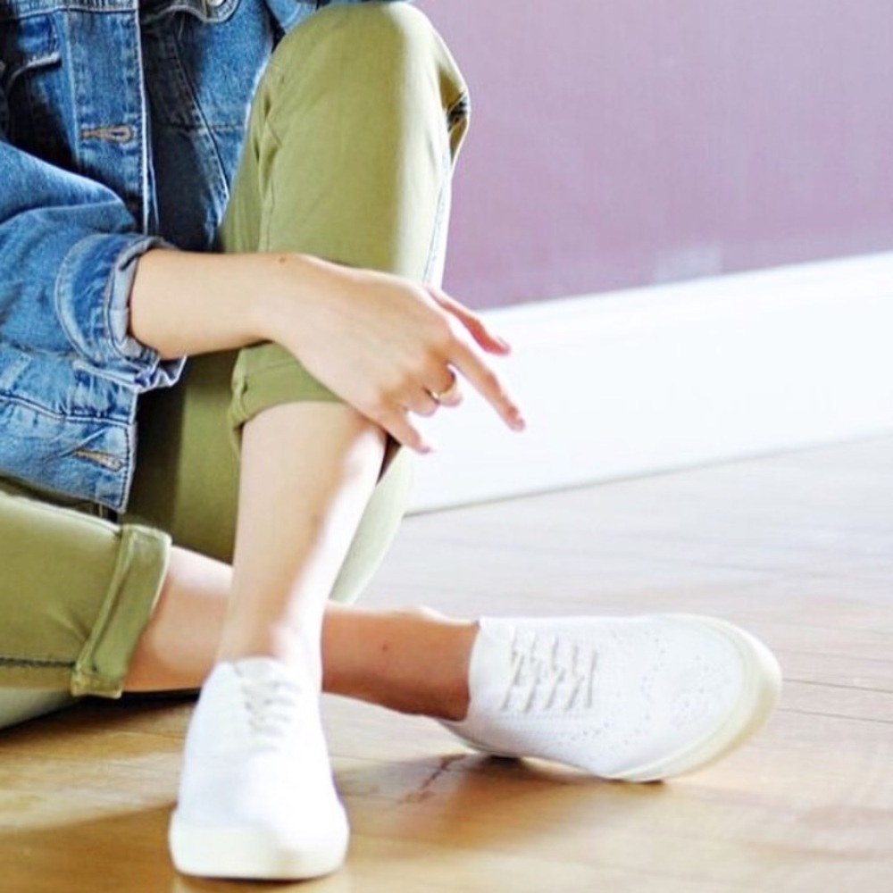 White Lace Up Brogue Fabric Knit Oxford Sneakers - Picture 5 of 16